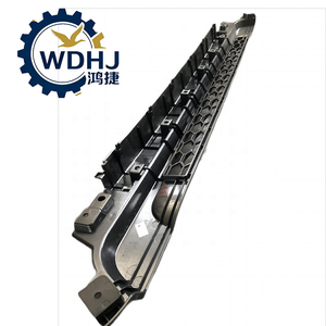 Dongfeng GX Truck Vehicle Body Parts High Quality Upper Grille - Bumper 8406035-C6220